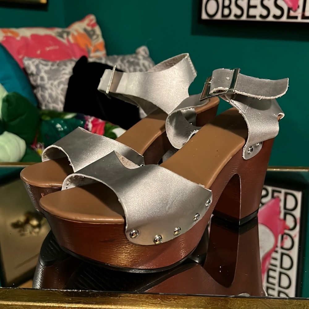 Clogs sandals